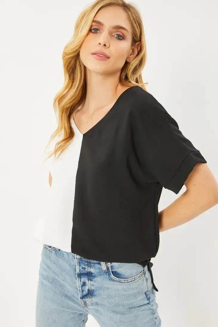 Curvy Girl V-Neck Colorblock Blouse