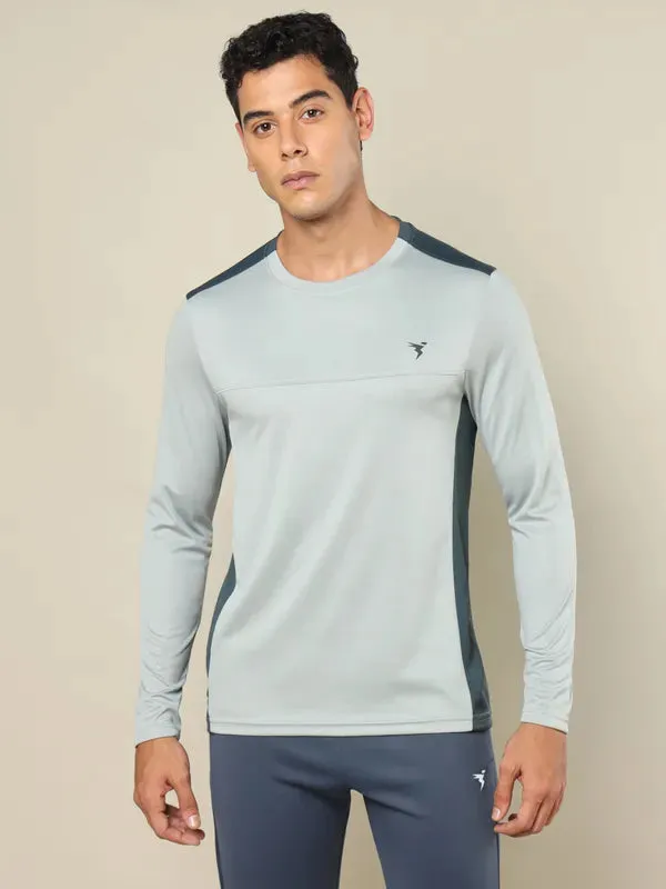 Men Colorblock Slim Fit Crew Neck T-shirt with TECHNO COOL 