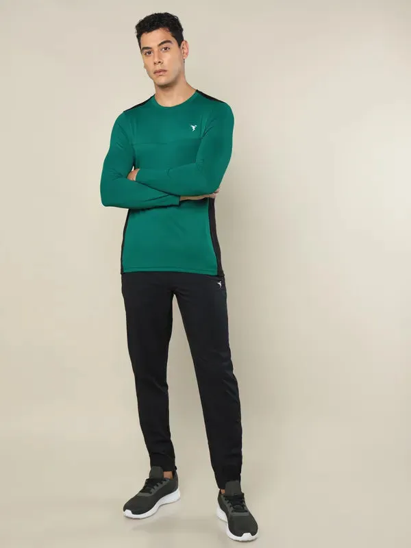 Men Colorblock Slim Fit Crew Neck T-shirt with TECHNO COOL 