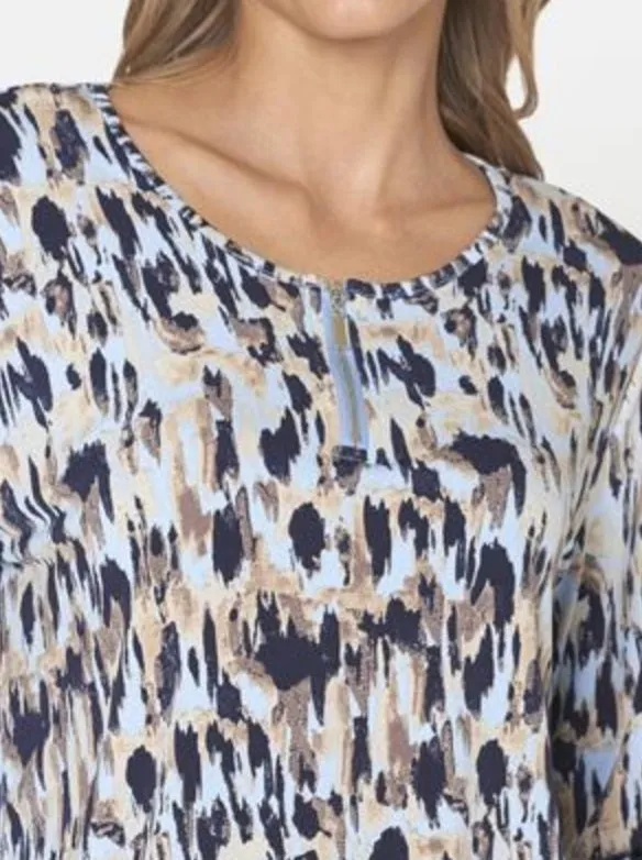 Signature abstract print top with zip