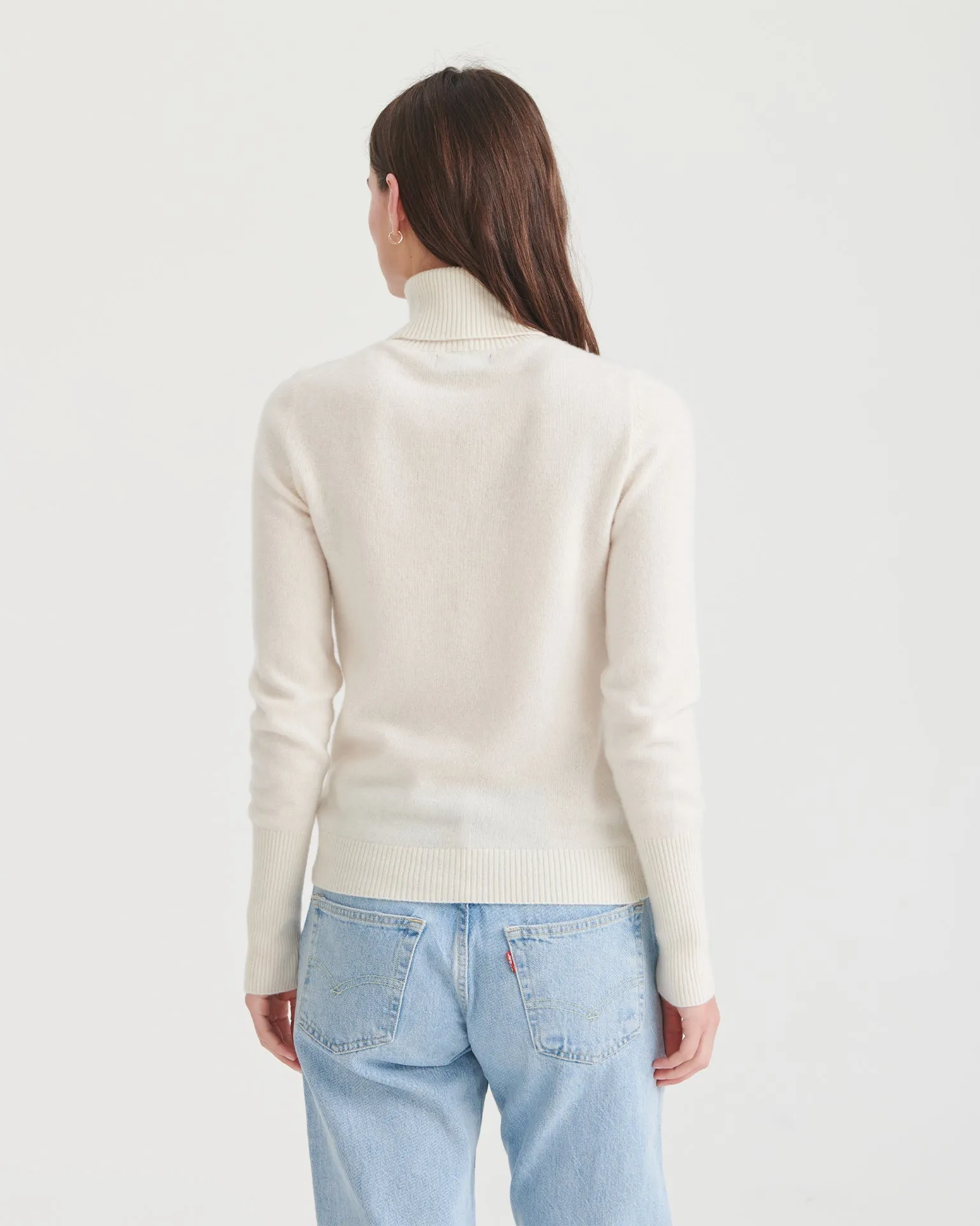 Signature Cashmere Classic Turtleneck