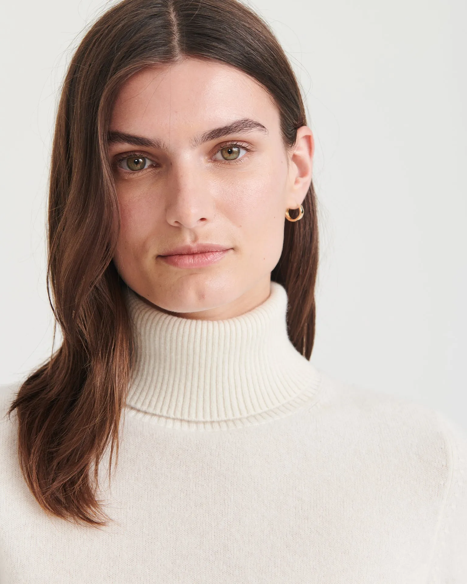 Signature Cashmere Classic Turtleneck