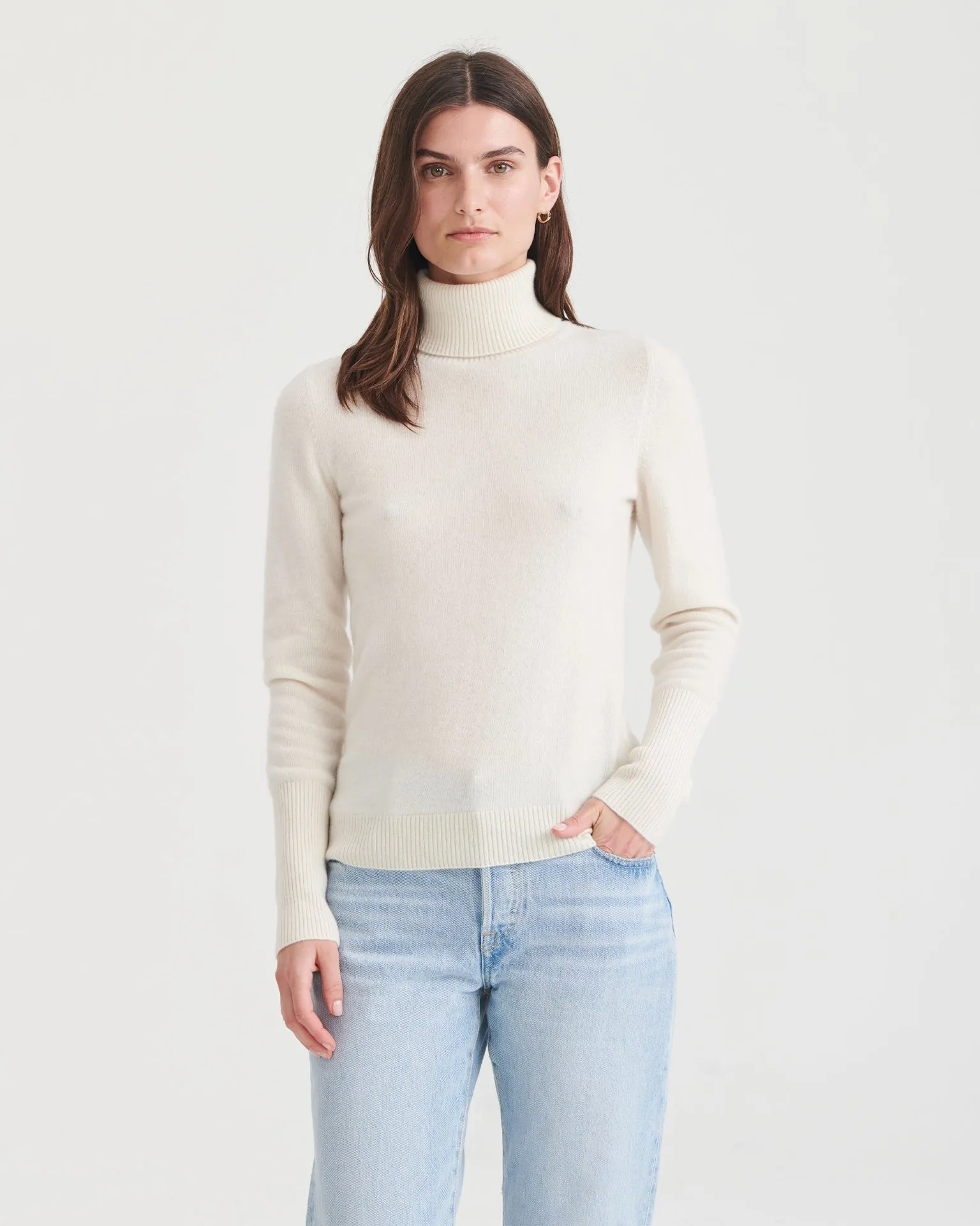 Signature Cashmere Classic Turtleneck